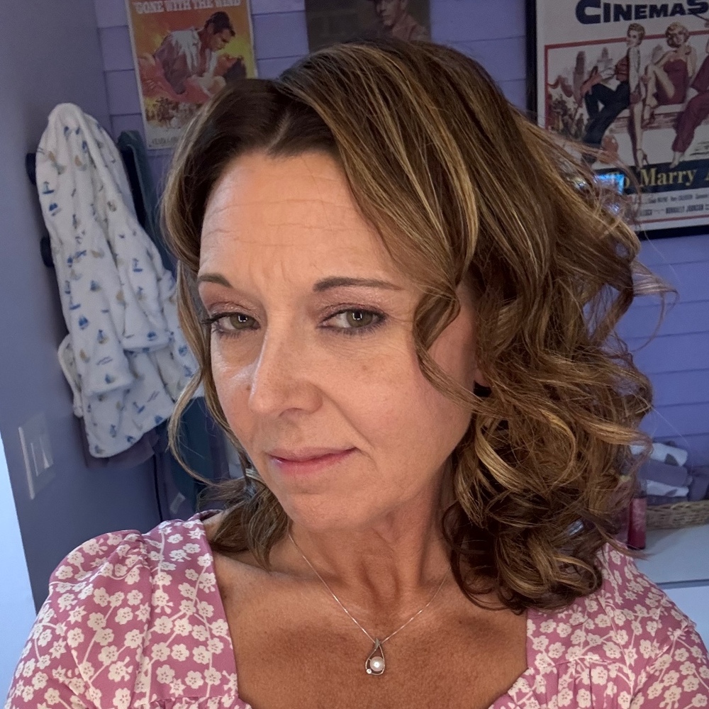 Meet your Posher, Carrie